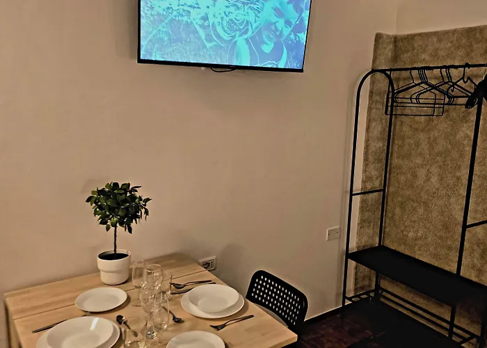 Casa Storica Piazza 5 Giornate Hotel Milan