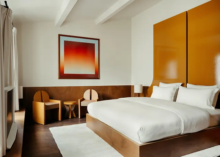 Edgar Suites - Bouchardon Paris