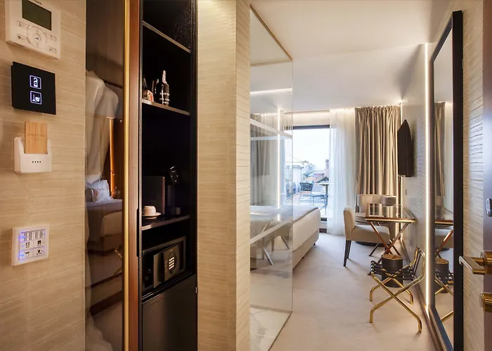 Wine & Books Porto Hotel - Small Luxury Hotels Of The World