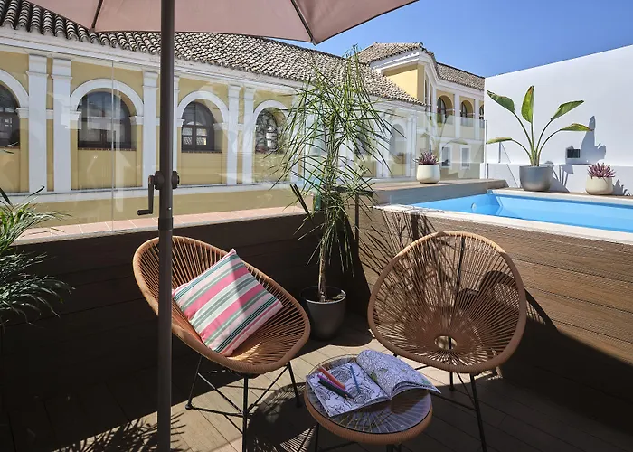 Sweet Sevilla Suites - Smart Hotel