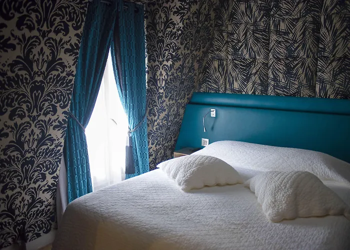 Hotel Du Mont Blanc Paris