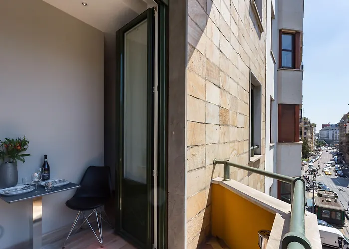 Aparthotel Durini Milan