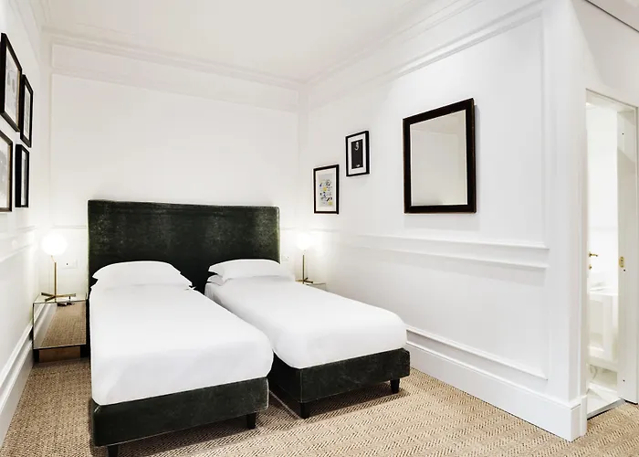 The Shire Hotel Rome