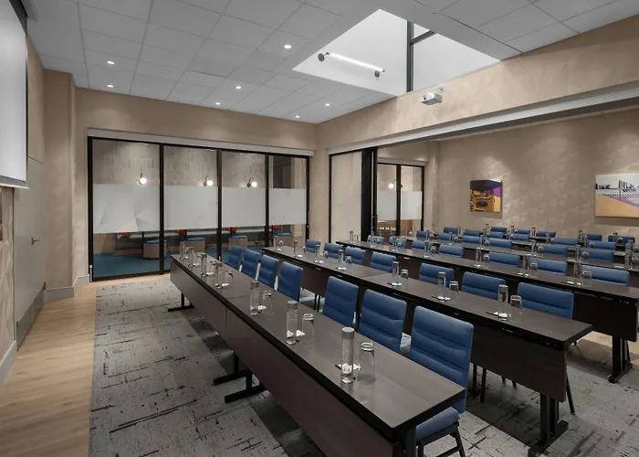 Courtyard By Marriott New York World Trade Center Area Hotel