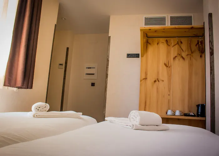 Black Swan Hostel Sevilla