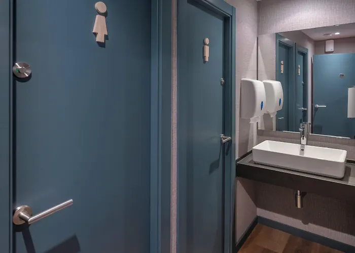 Hostal Operaramblas Barcelona