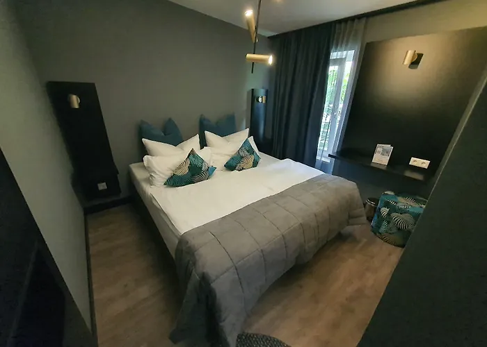 Hotel Falkenturm Munich