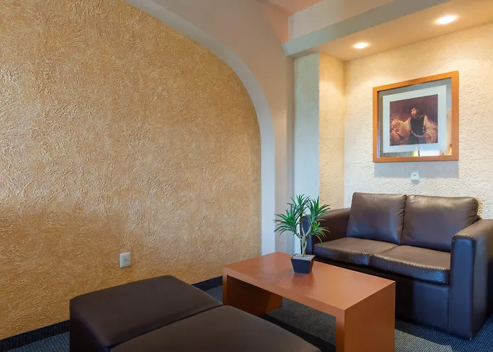 Hotel Flamingo Inn Queretaro