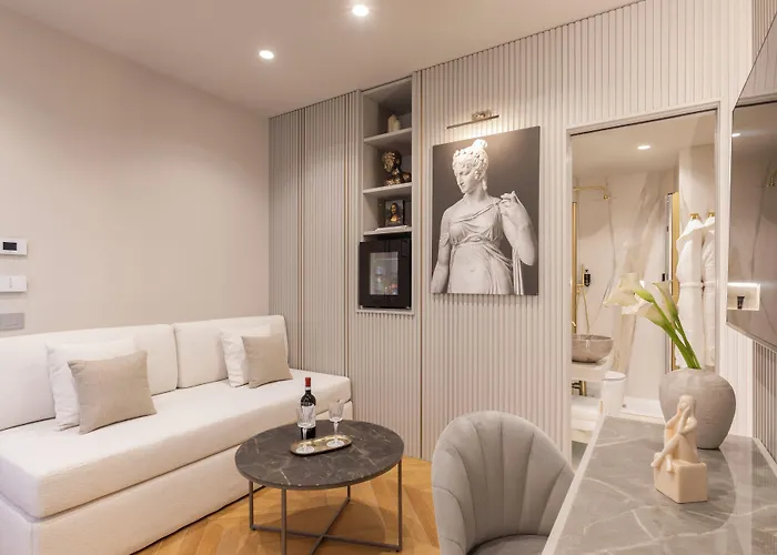 Palazzo Venere Hotel Rome