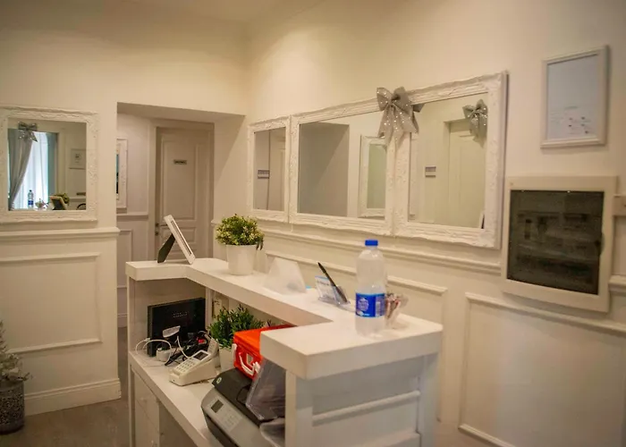 Charme & Chic Prestige Bed & Breakfast Rome