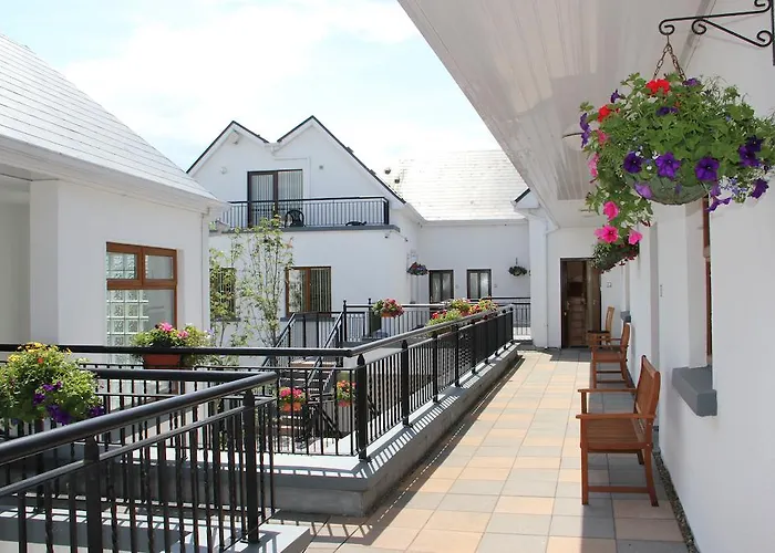 Donegan Court Aparthotel Galway