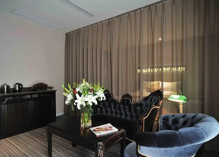 Kingtown Riverside Hotel Plaza Shanghai