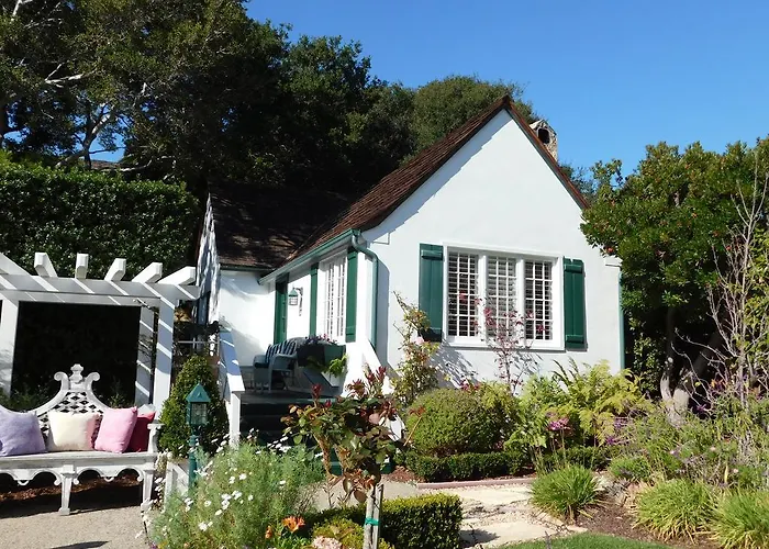Lincoln Green Inn Carmel-by-the-Sea