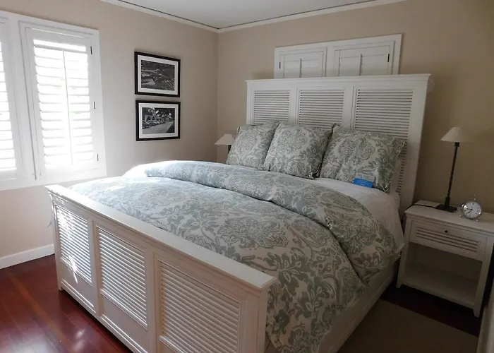 Lincoln Green Inn Carmel-by-the-Sea