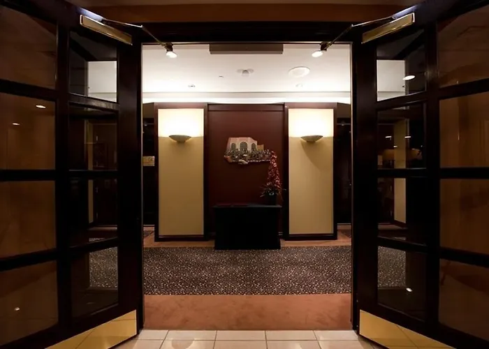 Capital Hill Hotel & Suites Ottawa