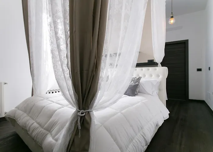 Aparthotel Dei Mercanti Milan