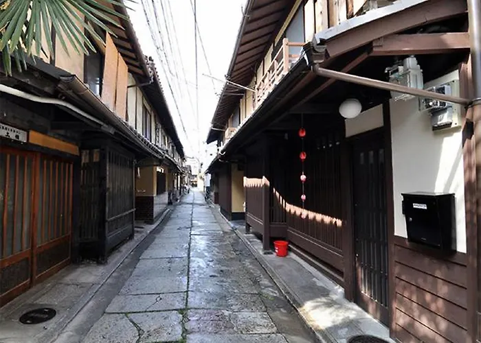 Maeniiya Machiya Inn Kyoto