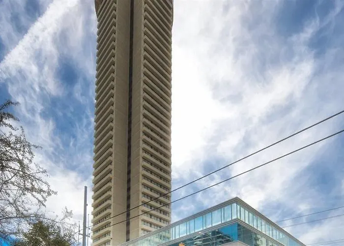 The Empire Landmark Hotel Vancouver