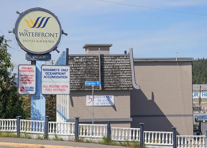 The Waterfront Suites And Marina Nanaimo