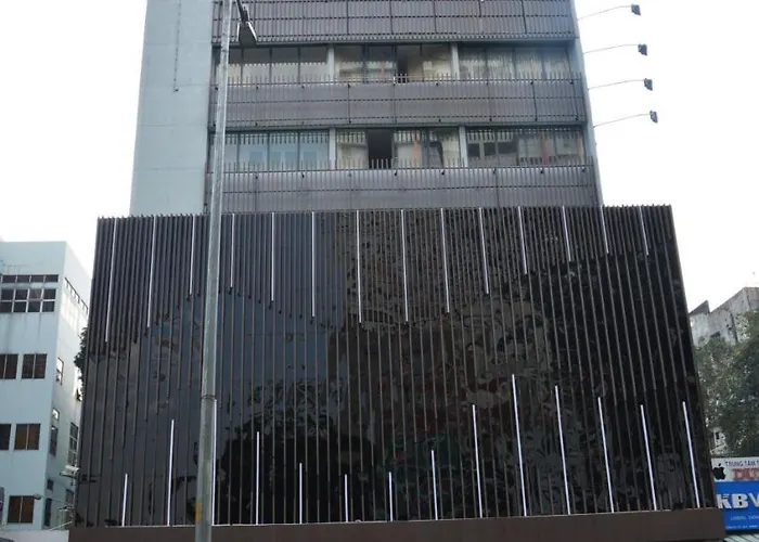 Phu Tho Hotel Ho Chi Minh City