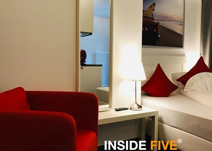 Inside Five Aparthotel Zurich
