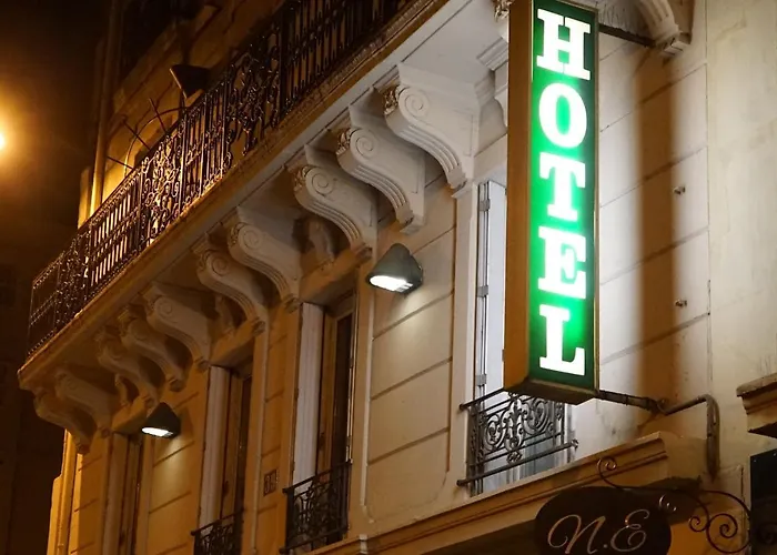 Hotel Pierre Nicole Paris