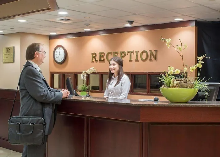 Capital Hill Hotel & Suites Ottawa