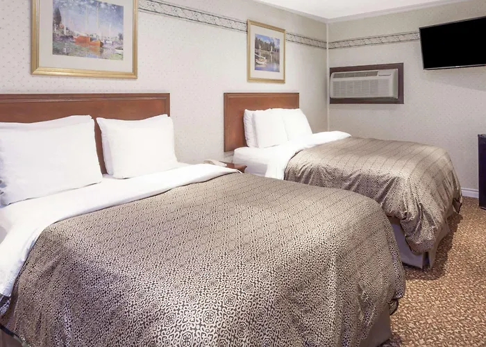 Knights Inn Kingston
