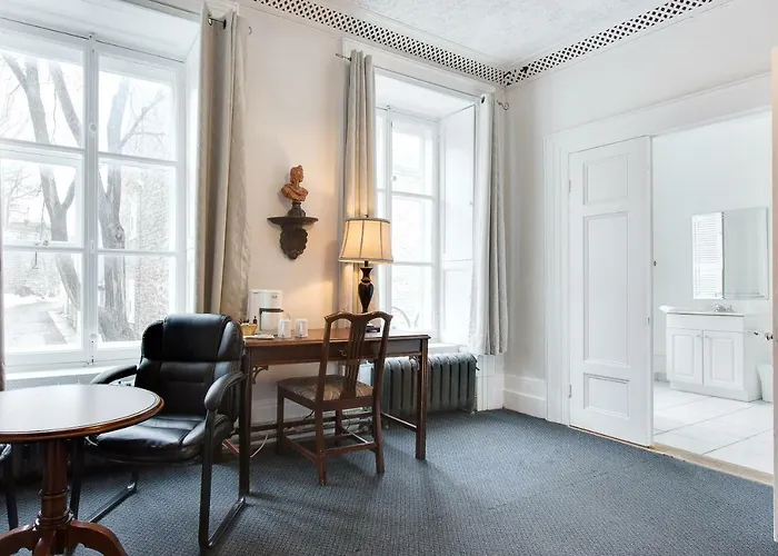 Hotel Le Cavalier Du Moulin Quebec City