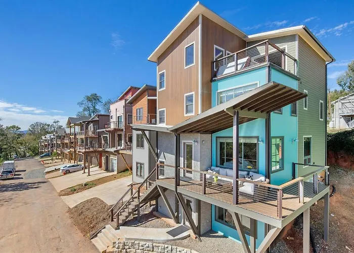 Upstream Penthouse Villa Asheville