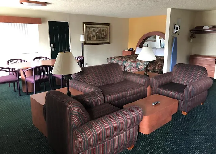 University Inn And Suites Tallahassee